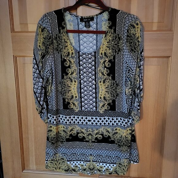 Style & Co. symmetrical pattern tunic with scoop neck, size Medium. Black, gold - Picture 1 of 6